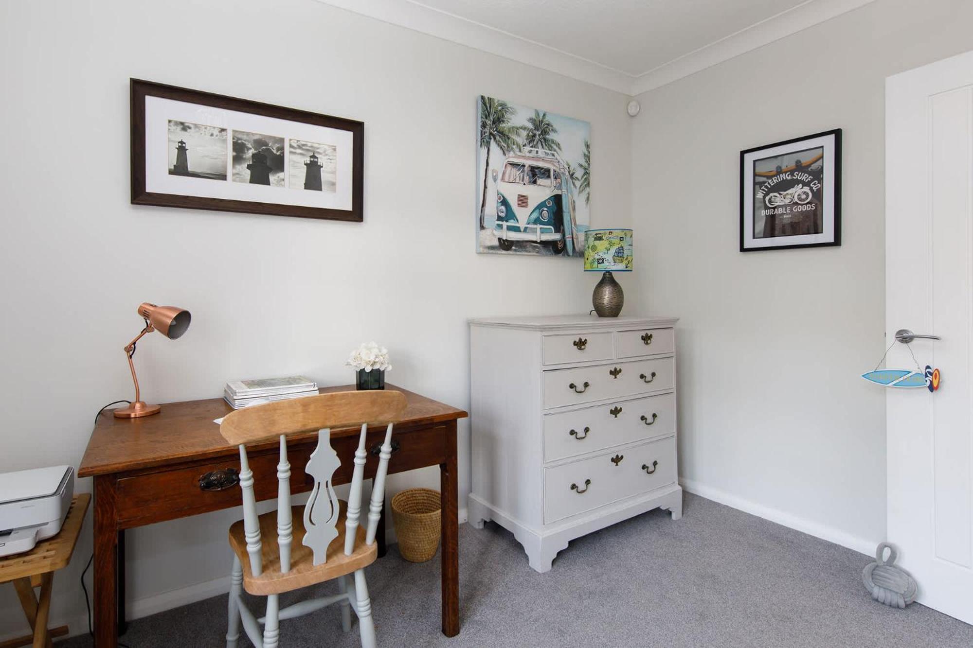 Spacious Home For 8 In Witterings - Walk To Beach 이스트 위터링 외부 사진